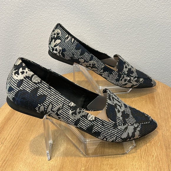 Kelly & Katie Slip-On Loafers - Picture 5 of 6